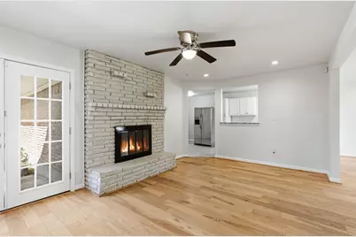 3055 Cliff Creek Drive, Dallas, TX 75233 - Photo 13