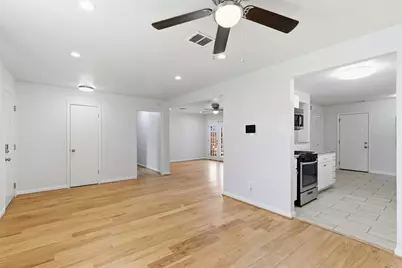 3055 Cliff Creek Drive, Dallas, TX 75233 - Photo 11