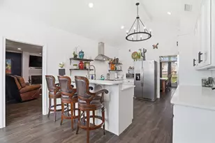 333 Meadow Crest Rd, Fort Worth, TX 76108 - Photo 9