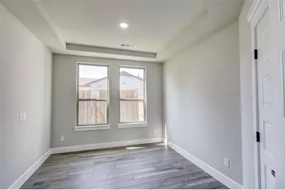 410 Larry, Irving, TX 75060 - Photo 19