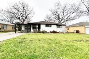1312 Broadway St, Denton, TX 76201 - Photo 1