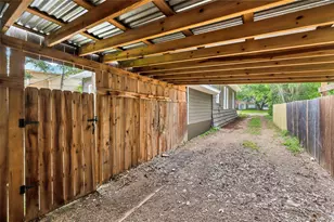 2316 Colcord Ave, Waco, TX 76707 - Photo 37