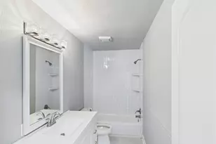 610 Erie St, Cleburne, TX 76031 - Photo 9