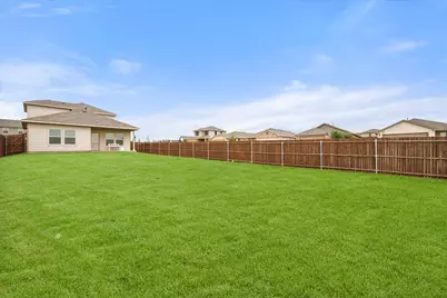 105 Greengate Drive, Boyd, TX 76023 - Photo 31
