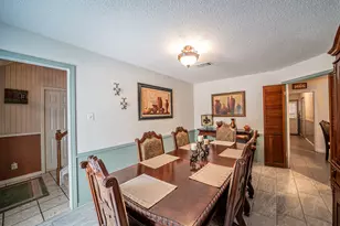 1127 Willowcreek Dr, Lancaster, TX 75146 - Photo 9