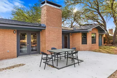 2324 Wooded Acres Drive, Waco, TX 76710 - Photo 35