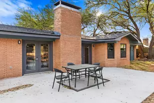 2324 Wooded Acres Dr, Waco, TX 76710 - Photo 35