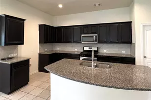 1700 Emma Pearl Ln, Little Elm, TX 75068 - Photo 5