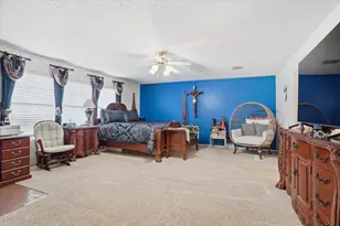 3551 Red Mine Ln, Grand Prairie, TX 75052 - Photo 17