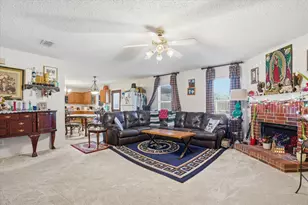 3551 Red Mine Ln, Grand Prairie, TX 75052 - Photo 11