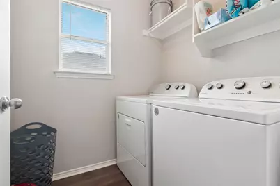 1507 Wavecrest Drive, Glenn Heights, TX 75154 - Photo 13