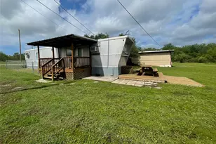 641 Sky Camp Loop, Possum Kingdom Lake, TX 76449 - Photo 3