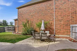 1014 Ricci Ct, Irving, TX 75062 - Photo 31