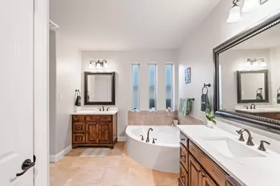 2812 Waverley Drive, Trophy Club, TX 76262 - Photo 11