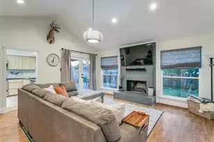 3707 Grasmere Dr, Carrollton, TX 75007 - Photo 9