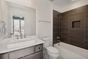 1717 Clem Castle Dr, Carrollton, TX 75010 - Photo 27