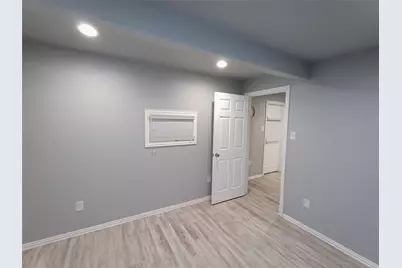 312 S Hampton Road, Crowley, TX 76036 - Photo 9