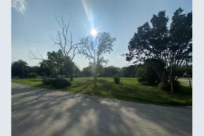 1701 Dallas Street, Brownwood, TX 76801 - Photo 3