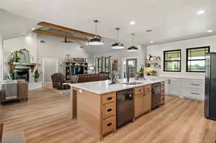 100 Tall Grass Ct, Weatherford, TX 76087 - Photo 9