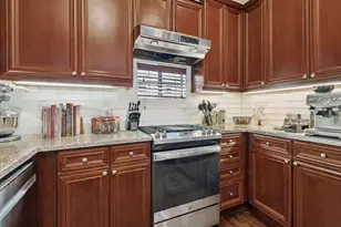 1018 Pavillion St, Dallas, TX 75204 - Photo 11