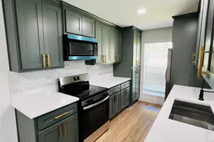 1601 Juneau St, Grand Prairie, TX 75050 - Photo 11