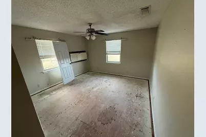 303 New Highland Road, Springtown, TX 76082 - Photo 19