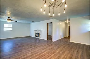 208 Miller St, Mount Vernon, TX 75457 - Photo 21