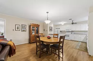 1013 Yorkshire Dr, Sherman, TX 75092 - Photo 13