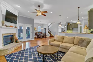 3300 Fountain Way, Granbury, TX 76049 - Photo 15