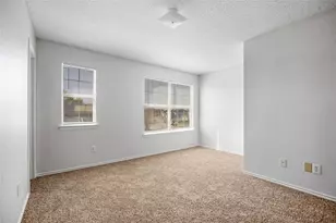 4524 Alamosa St, Fort Worth, TX 76119 - Photo 13