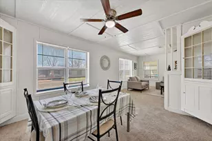 302 E 10th St, Bonham, TX 75418 - Photo 7