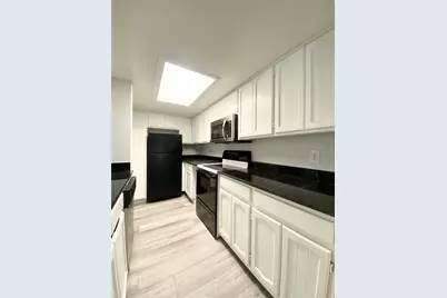 12816 Midway Road #1049, Dallas, TX 75244 - Photo 9