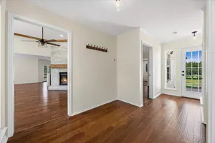 311 Creekview Cir, Crandall, TX 75114 - Photo 7