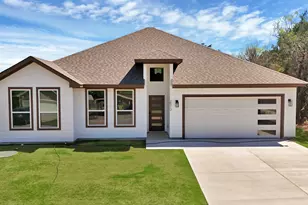 2513 Austin Ct, Granbury, TX 76048 - Photo 1