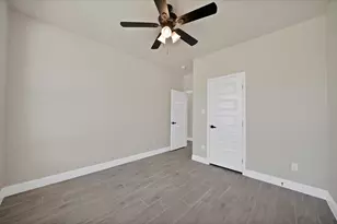 2513 Austin Ct, Granbury, TX 76048 - Photo 21