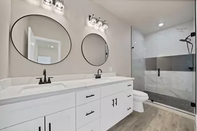 2513 Austin Court, Granbury, TX 76048 - Photo 15