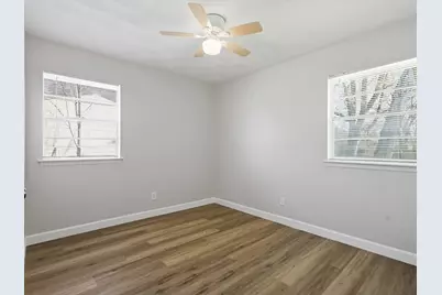 2816 Winslow Street, Irving, TX 75062 - Photo 17