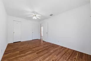 10654 Aledo Dr, Dallas, TX 75228 - Photo 17