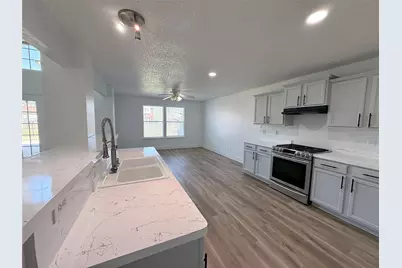 6014 San Marino Court, Rowlett, TX 75089 - Photo 11