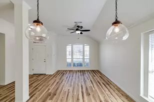 10805 Columbia Dr, Frisco, TX 75035 - Photo 9