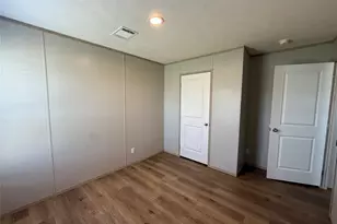 380 Valley Ridge Dr, Bridgeport, TX 76426 - Photo 15