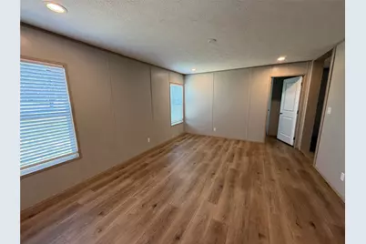 380 Valley Ridge Drive, Bridgeport, TX 76426 - Photo 19