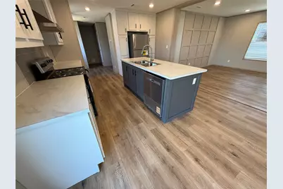 380 Valley Ridge Drive, Bridgeport, TX 76426 - Photo 7