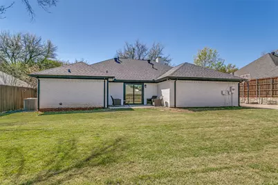 2924 Scenic Drive, Grapevine, TX 76051 - Photo 9
