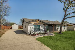 715 Stonecrest Rd, Argyle, TX 76226 - Photo 3