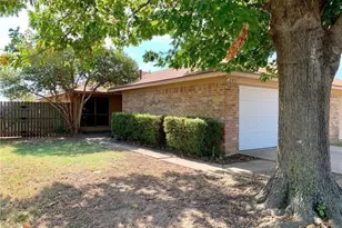 539 Canary Ln, Red Oak, TX 75154 - Photo 1