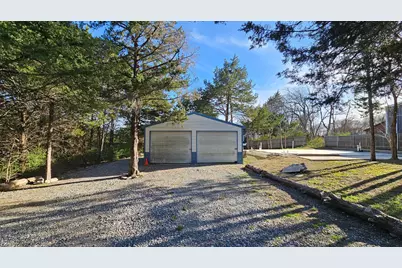 304 Willow Drive, Pottsboro, TX 75076 - Photo 3