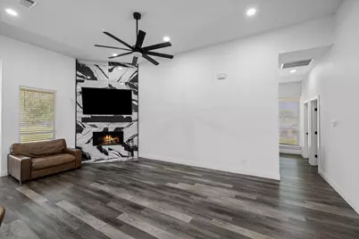 222 Meadowlark Drive, Wills Point, TX 75169 - Photo 13