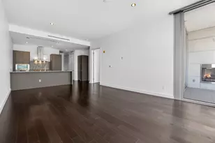 2900 McKinnon St, Dallas, TX 75201 - Photo 5