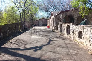 1408 Altman Dr, Arlington, TX 76011 - Photo 3